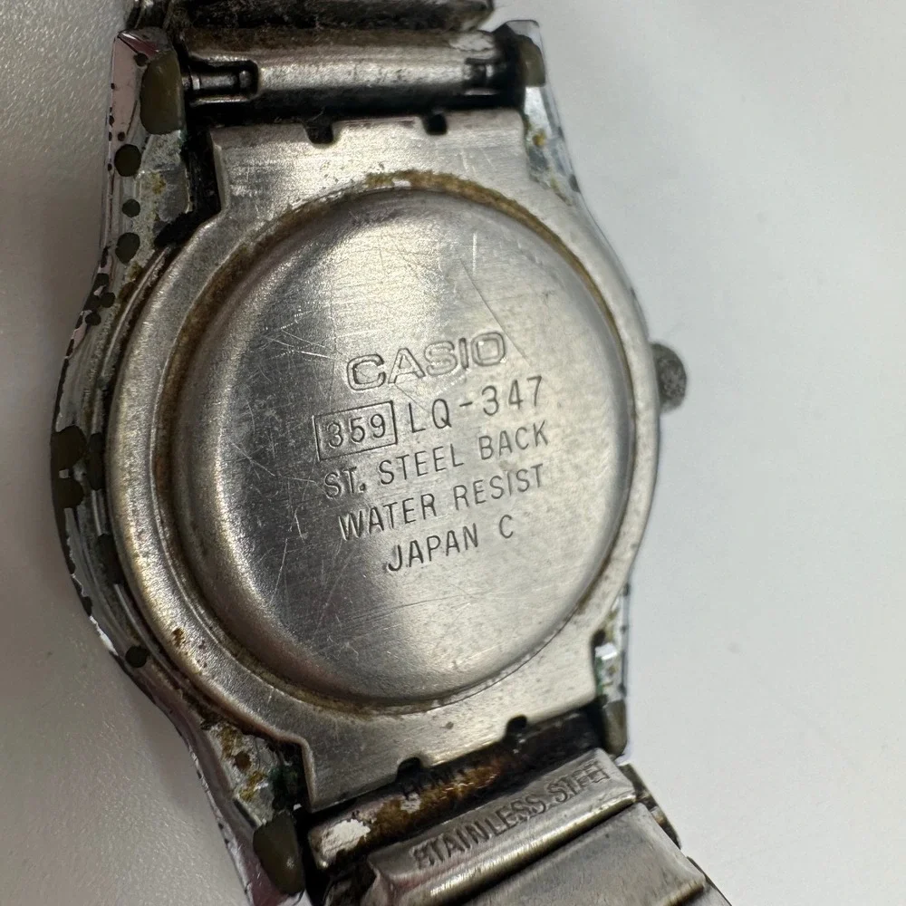 Vintage Casio LQ-347 Silver Tone Quartz Watch Stainless Steel needs bat